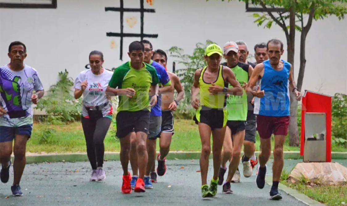 De los Santos agradeció y destacó el trabajo que realizó el grupo de personas que lo respaldan. CP
