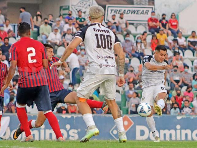 Nosotros saldremos a ganar: Casanova Nosotros saldremos a ganar: Casanova