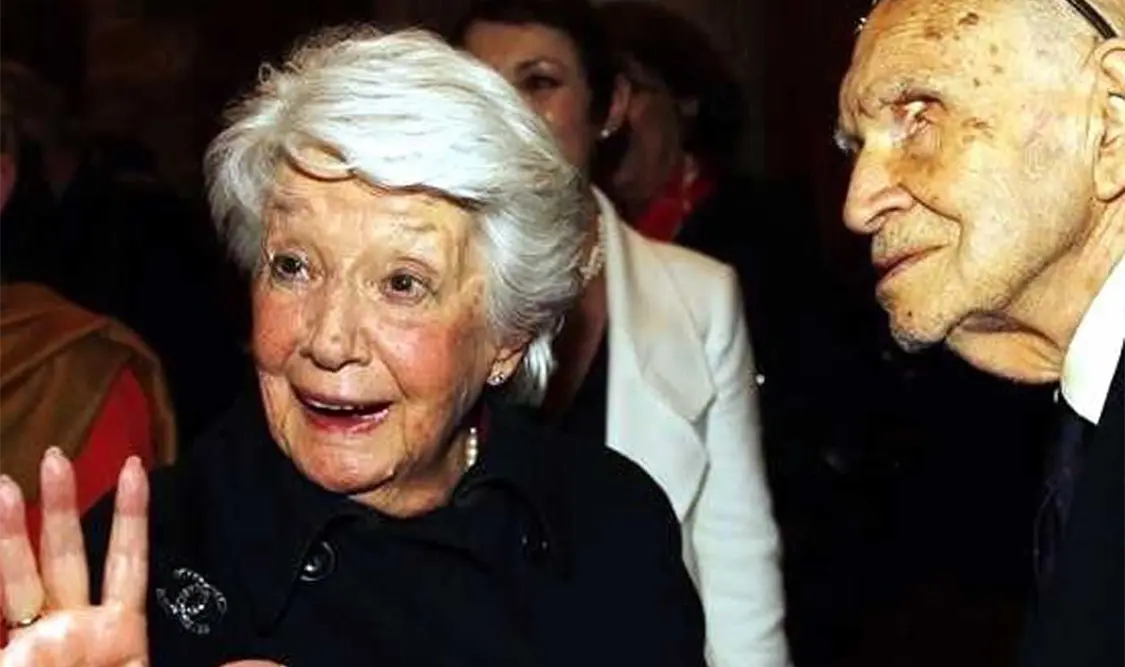 Fallece la pintora María Icaza de Xirau