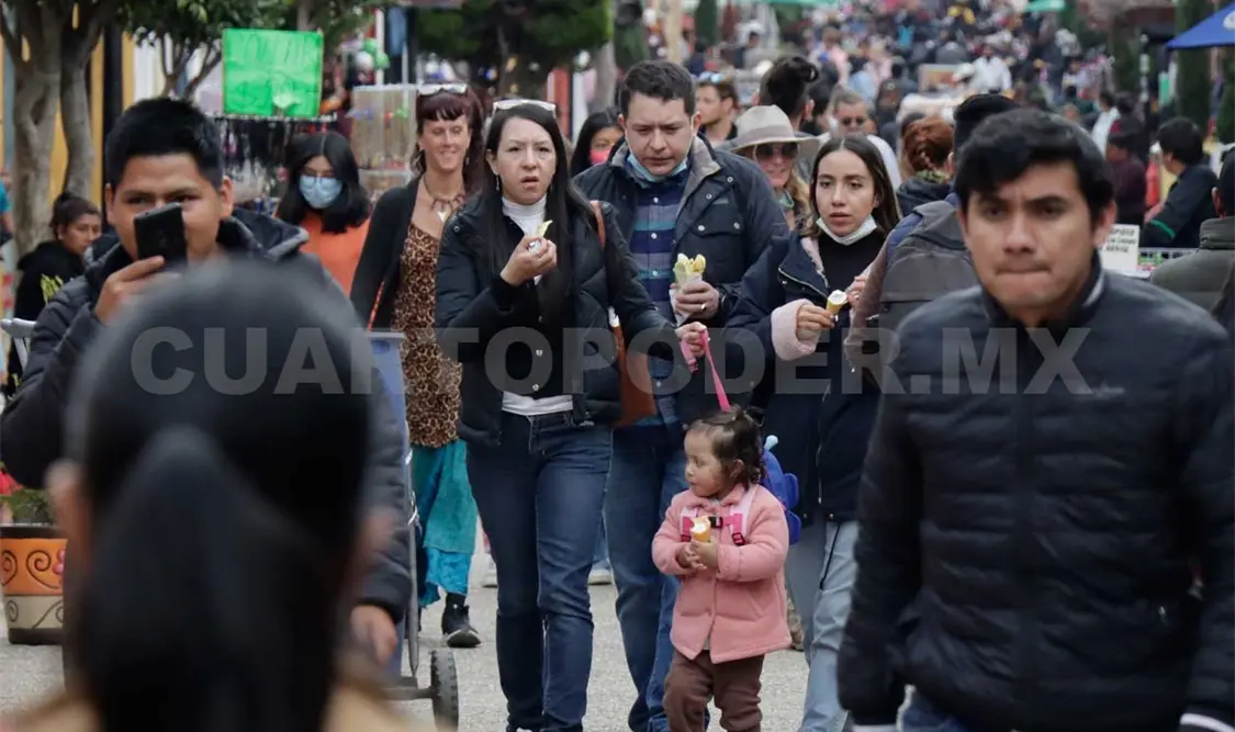 Pese a las protestas, hubo visitas nacionales y locales en los destinos turísticos de la entidad. Diego Pérez / CP