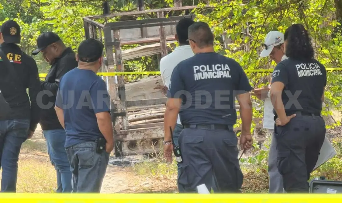 Elementos policíacos se trasladaron al lugar para tomar conocimiento y acordonar la zona. Víctor Sánchez / CP