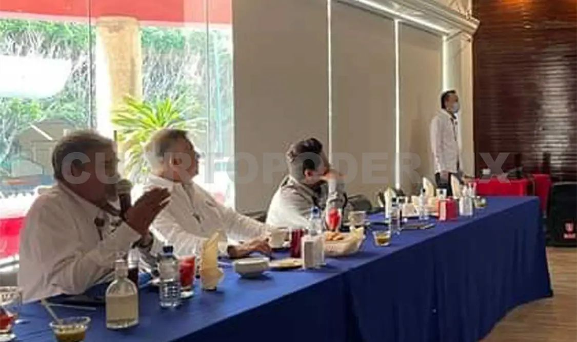 Los ingenieros plantean acciones para mejorar la circulación en Tuxtla.