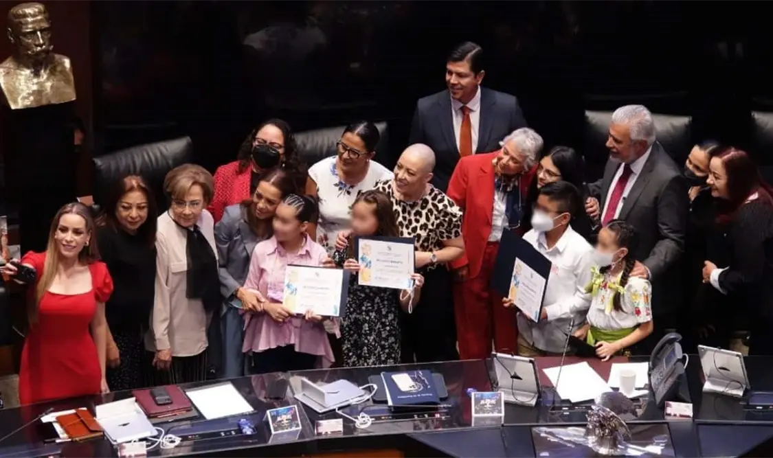 Menores de varios estados del país subieron a la máxima tribuna de la Cámara Alta para exponer su visión del país. Cortesía