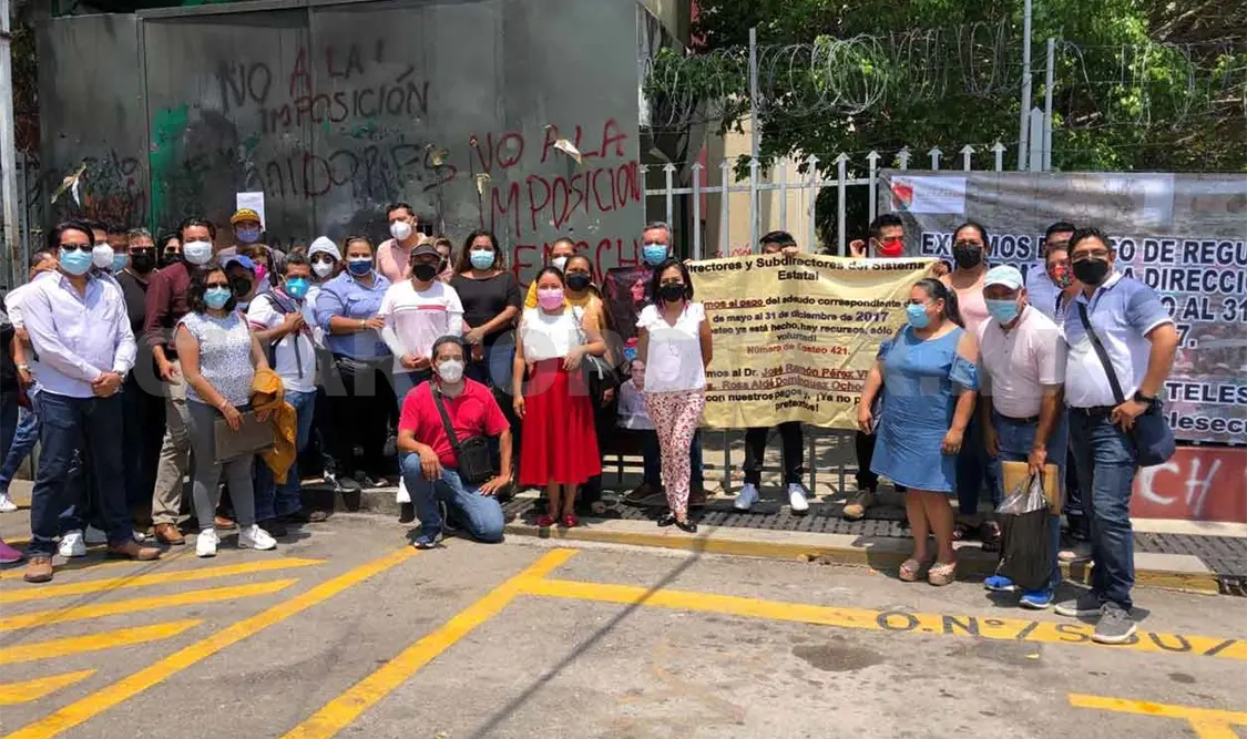 Maestros confían en que les paguen