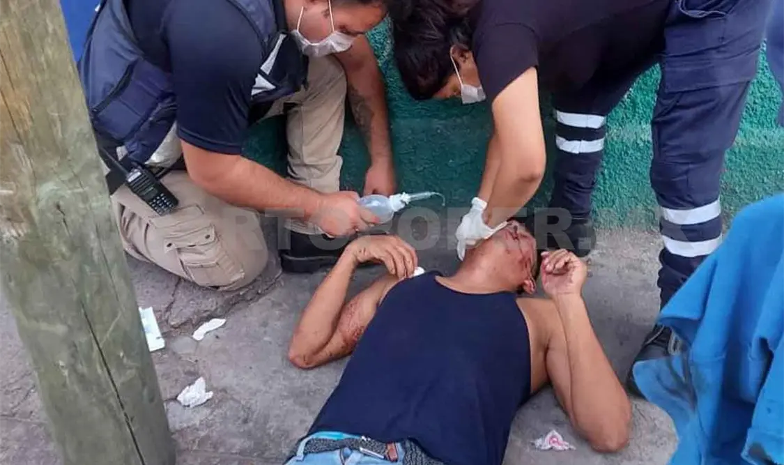 Vapulean a sujeto en el barrio Santa Cecilia