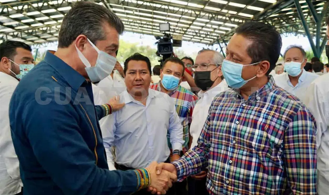 Reconoce Llaven Abarca estrategia de vacunación