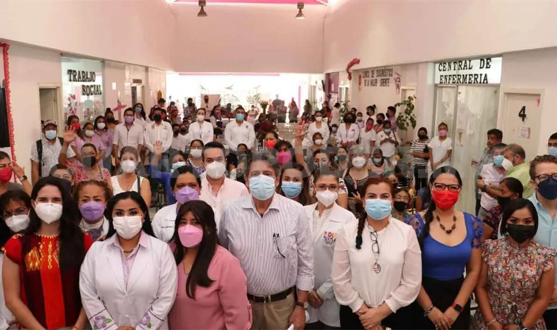 Clínica de la Mujer Oriente festeja 16 años