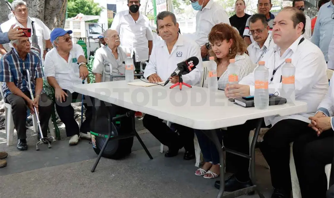 Socios del Conejobus, a 29 meses sin ser escuchados