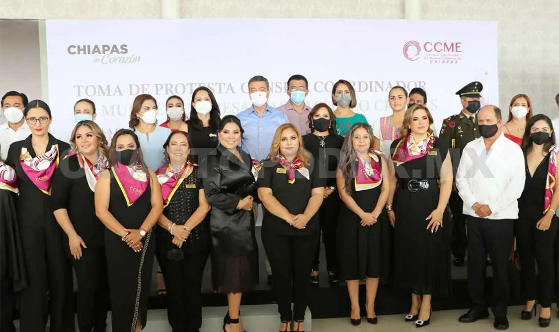 Asiste mandatario a toma de protesta del CCME