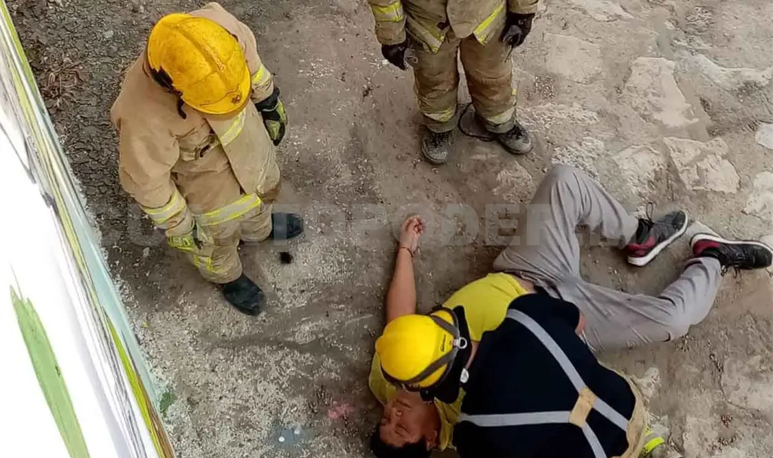 Sujeto se desploma al río Sabinal y se lesiona