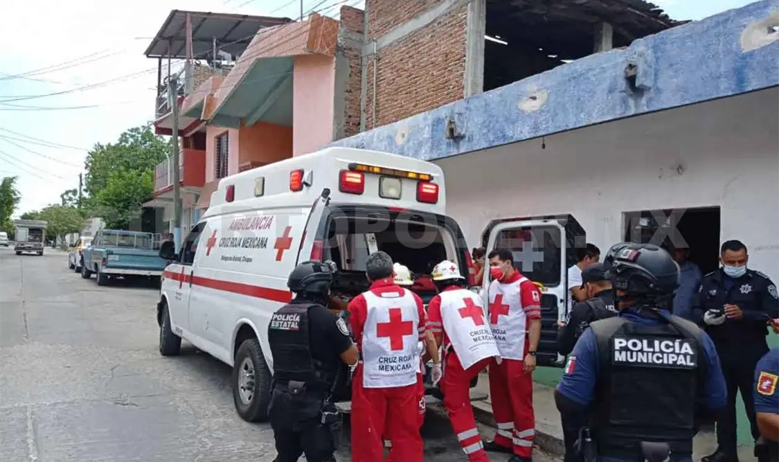 Intenta suicidarse cortándose las venas