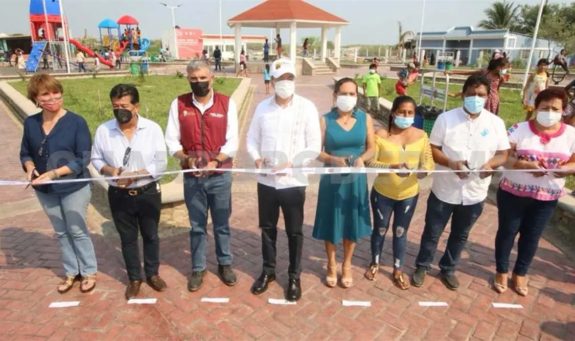 Inauguró la construcción integral del parque La Línea, que además de mejorar la imagen pública, fortalecerá la convivencia de los habitantes. CP