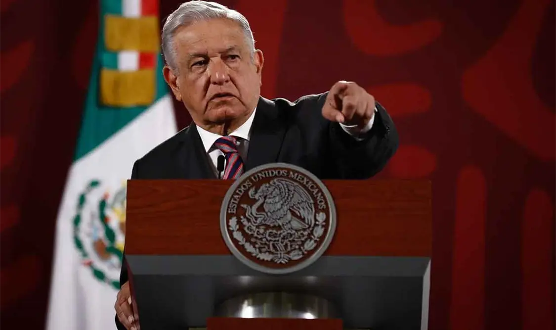 Ponen a Gatell como “corcholata” para 2024
