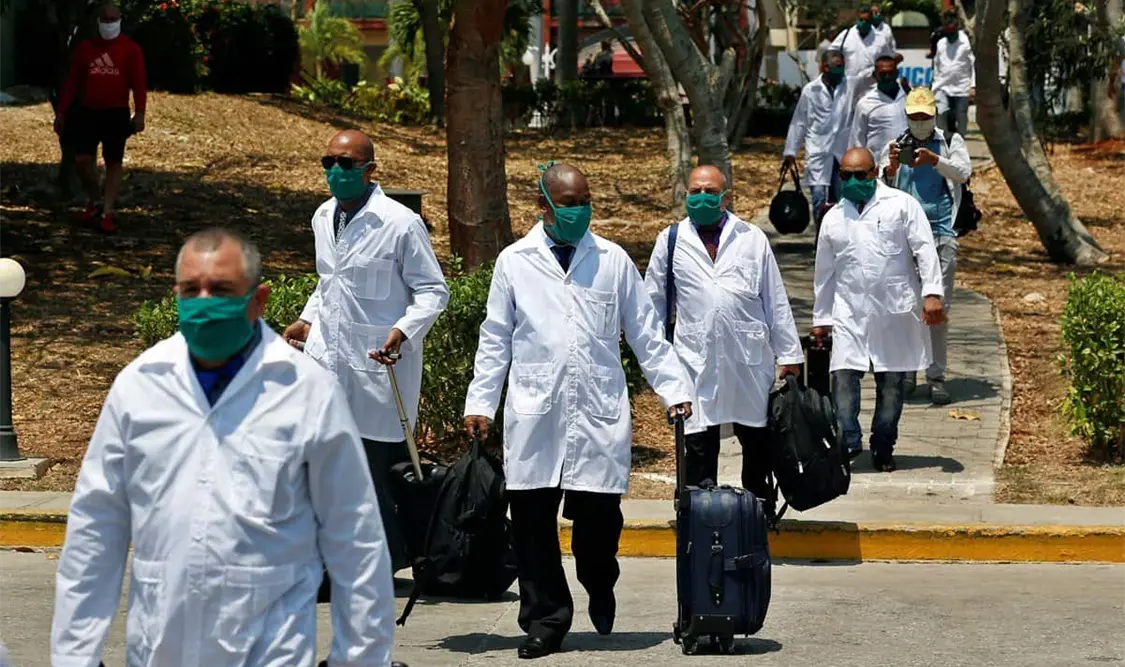 El presidente Andrés Manuel López Obrador agradeció al gobierno cubano su apoyo para la contratación de 500 médicos cubanos. Cortesía