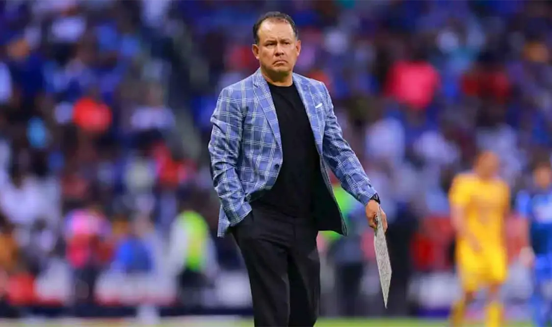 Juan Reynoso habría sido despedido