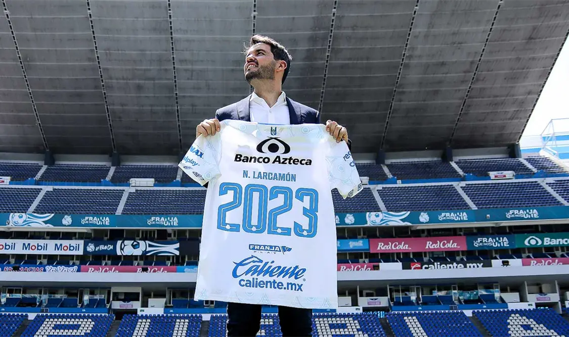 Puebla anuncia renovación de su técnico