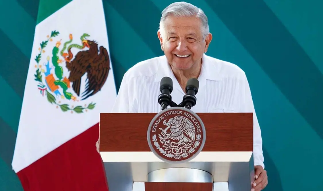 López Obrador indicó que los médicos pueden ser de México, de Cuba, de Francia o de Estados Unidos, “pero los médicos son para curar a la gente”. Cortesía