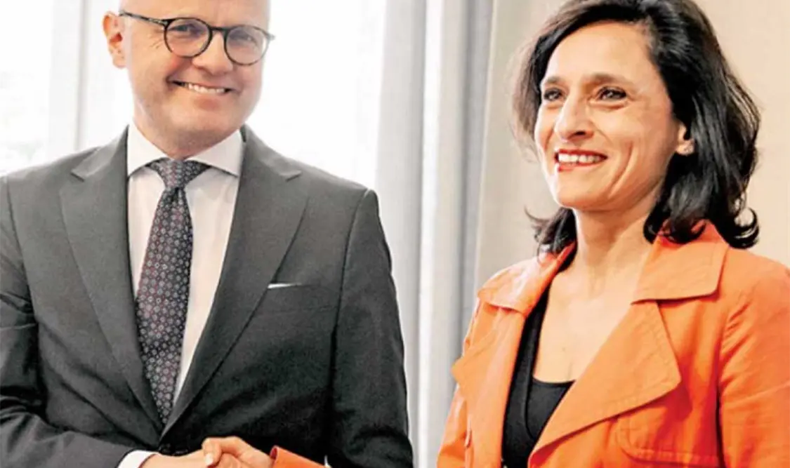 El anillo micénico fue devuelto oficialmente durante una ceremonia en Estocolmo y será entregado al museo de Rodas. Cortesía