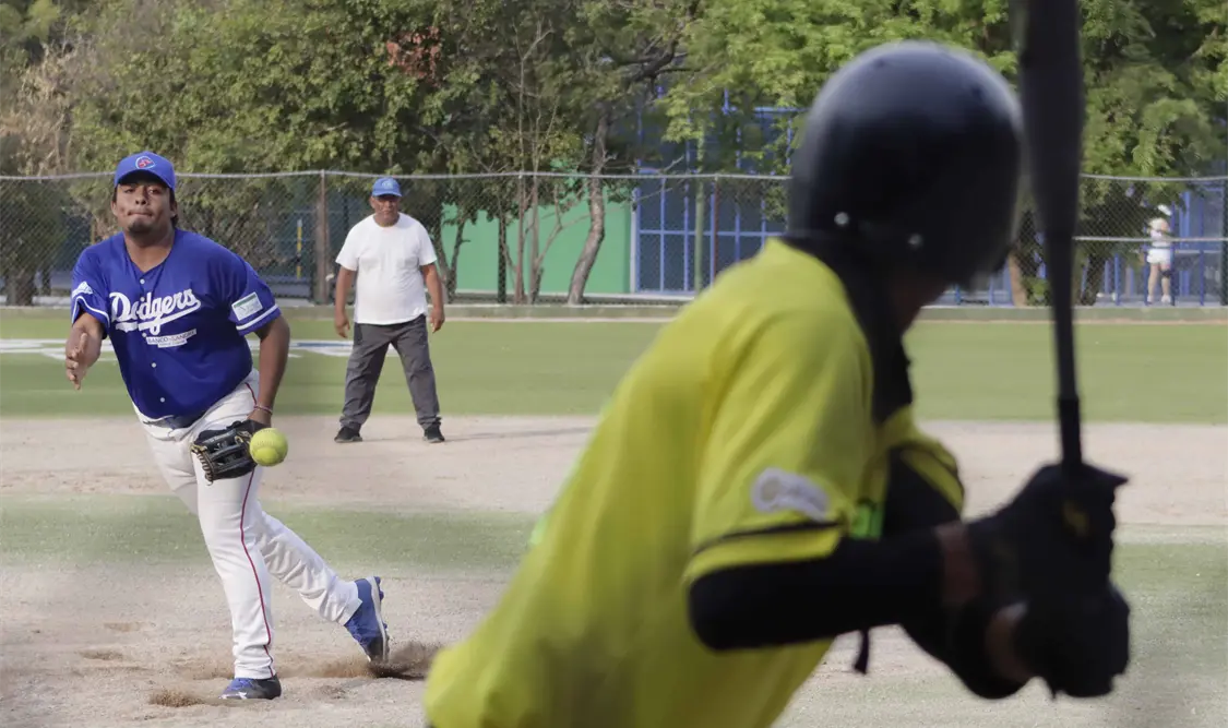 Una tarde complicada vivió el pícher de Dodgers al recibir un par de cuadrangulares. Diego Pérez/CP