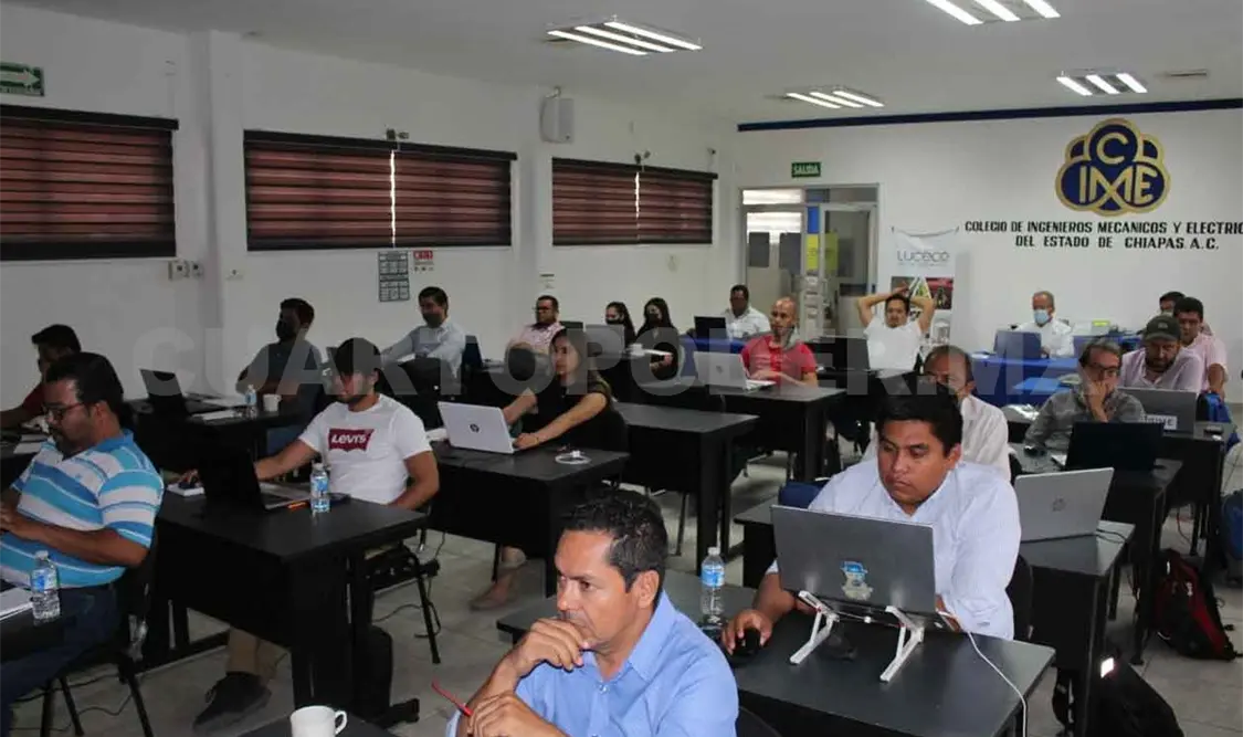 Tuxtla a la vanguardia en materia de alumbrado público