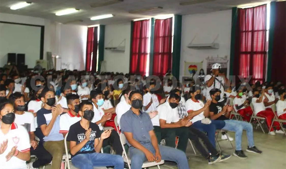 Imparten taller sobre prevención del suicidio