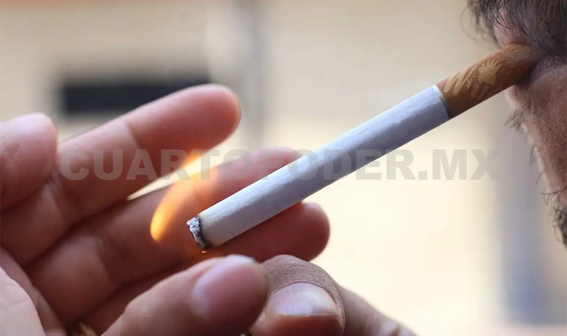 El especialista recalcó que uno de los principales riesgos de desarrollar hipertensión es el tabaco. Carlos López / CP