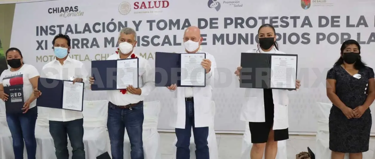 Pepe Cruz atestiguó la toma de protesta de los integrantes de la Red Regional XI Sierra Mariscal de Municipios. CP