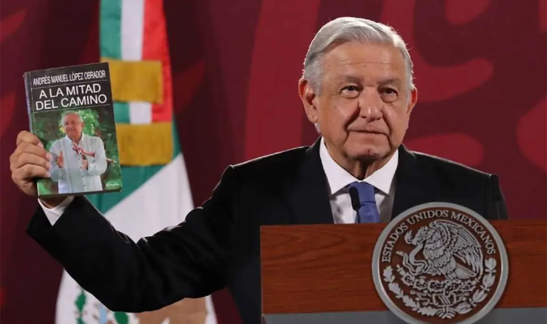 López Obrador indicó que siempre ha sostenido que “si tiene uno para lo indispensable, con eso se le puede dar gracias a la vida”. Cortesía
