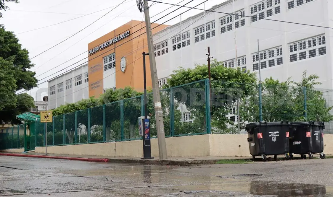 Este miércoles varios planteles educativos suspendieron clases ante las lluvias intermitentes. Diego Pérez / CP