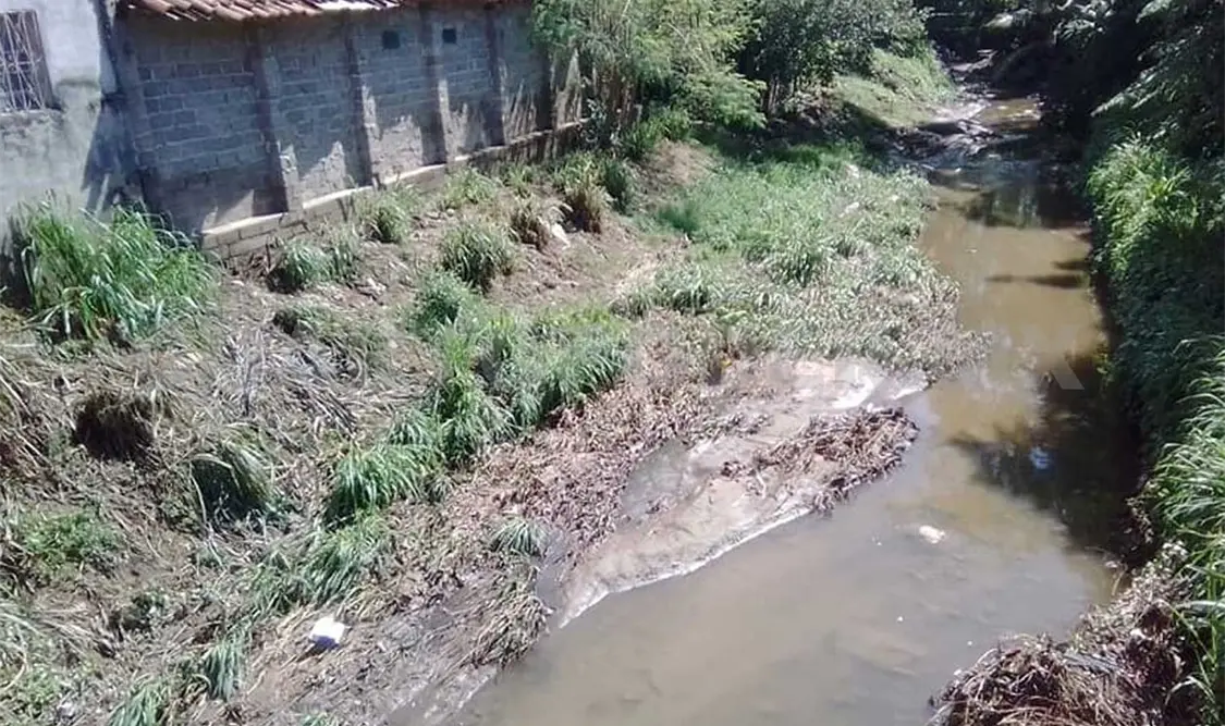 Habitantes que se encuentran a orilla del río El Lagartero temen que pueda desbordarse con las próximas lluvias. Noel Vázquez / CP