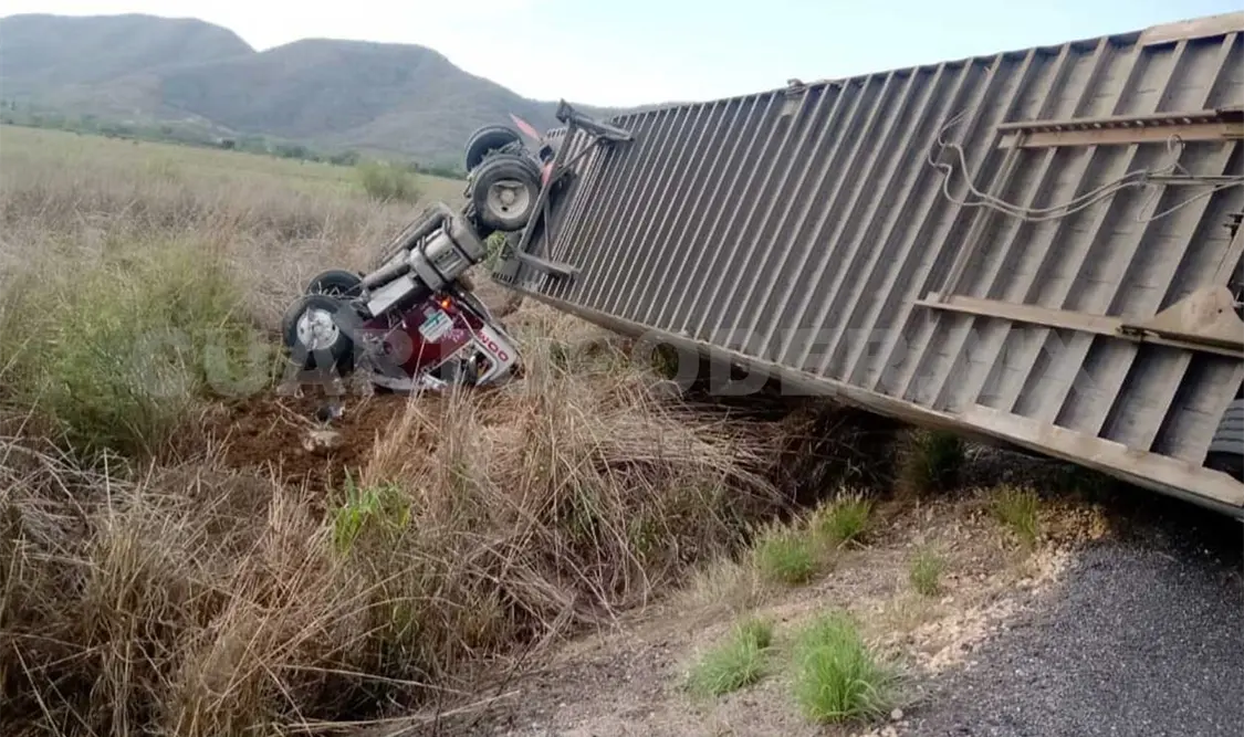 El accidente ocurrió sobre la autopista Ocozocoautla-Arriaga, a la altura del kilómetro 49+400. Cortesía