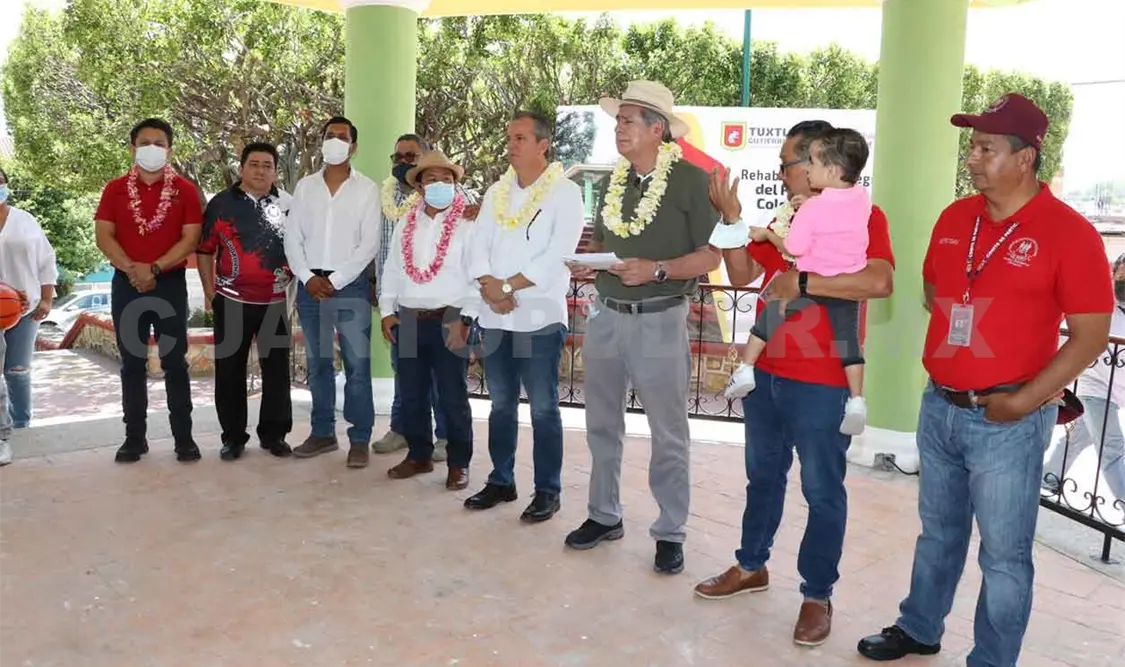 Inaugura Carlos Morales rehabilitación de parque