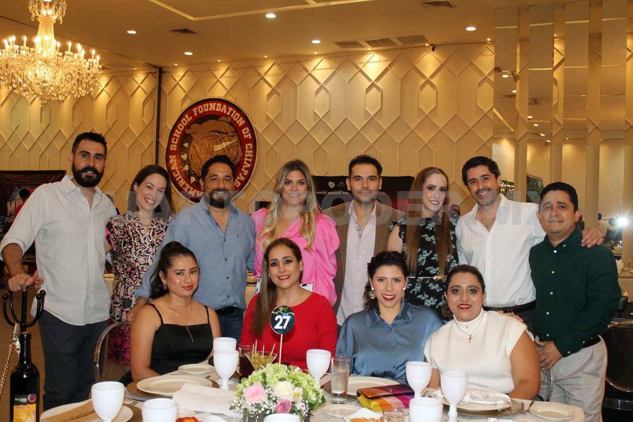 Celebran Día del Padre y de la Madre