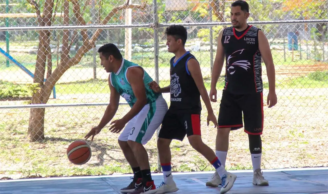 Un regreso casi triunfal vivió el cuadro de Águilas, que sin jugadores suplentes dio batalla a Teiko. Cortesía