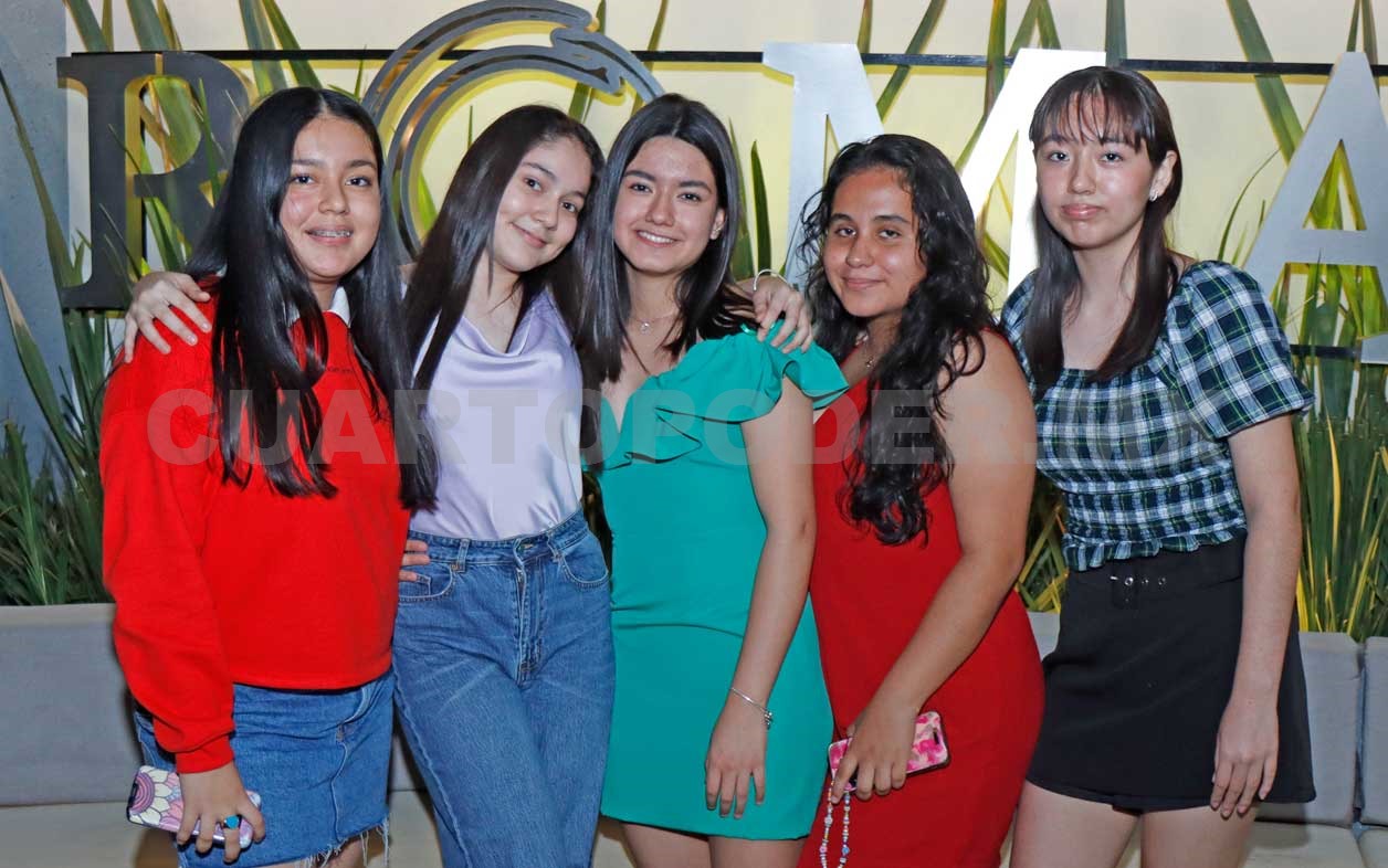 María Fernanda en sus XV años