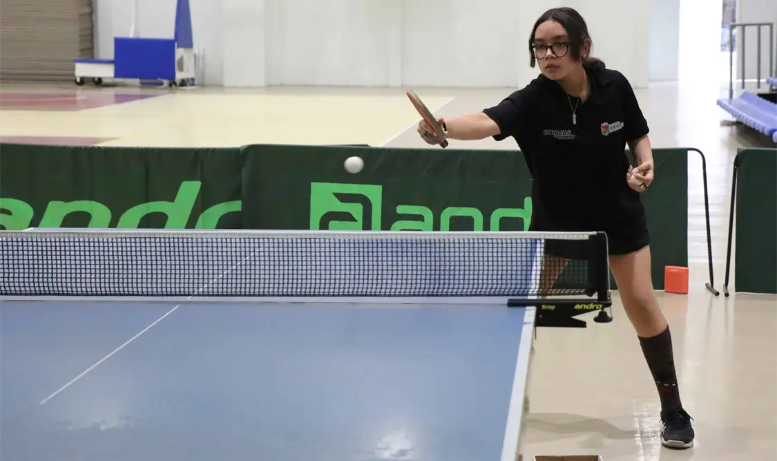 Segundo lugar general consiguió Brisia Hernández Escobar en la Copa internacional Cristina Hoffman. Diego Pérez/CP