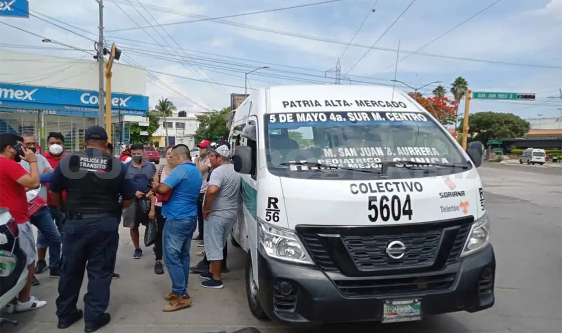 “Semaforazo” salda con cuatro heridos