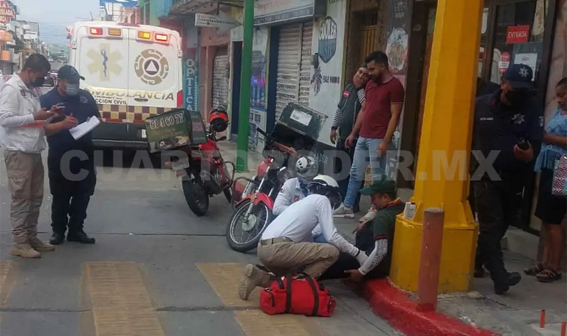 Impactan a motociclista en la avenida Central