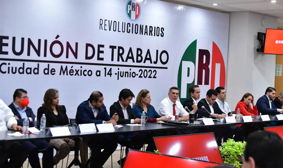 Se planteó en el encuentro es una reflexión que hiciera la dirigencia nacional de la claridad y de la contundencia. Cortesía
