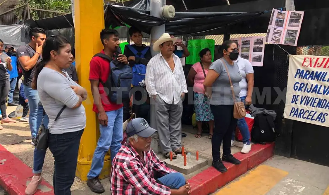 Desplazados solicitan atención de autoridades