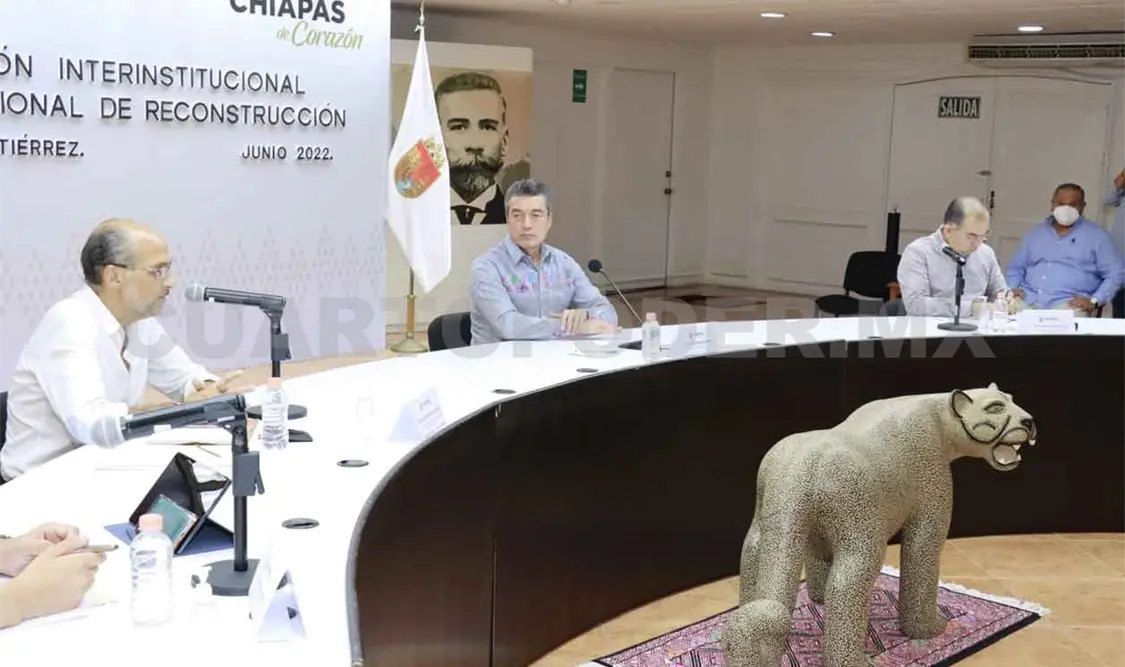 REC encabeza reunión para reconstrucción de escuelas
