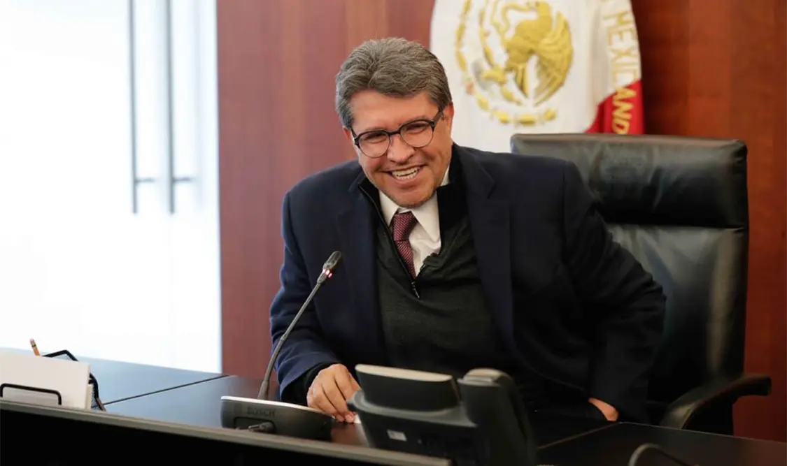 El senador insistió en que hay que esperar a lo que decidan el INE y el TEPJF sobre la actuación de los funcionarios. Cortesía