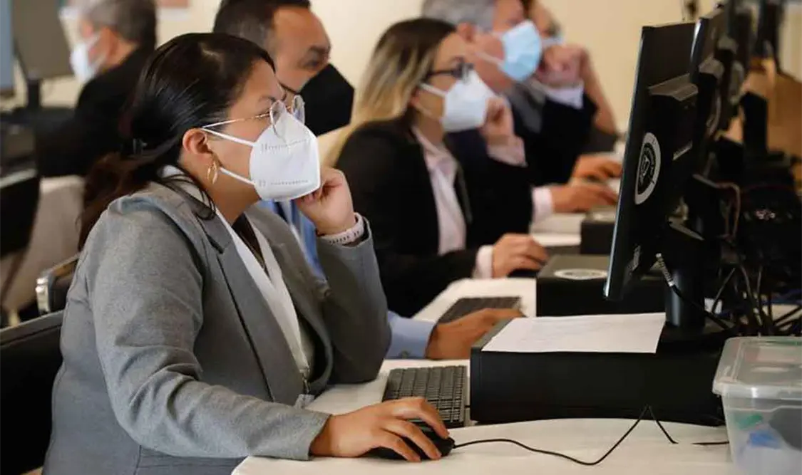 El 71 % estará en su empleo solo hasta que hallen otro