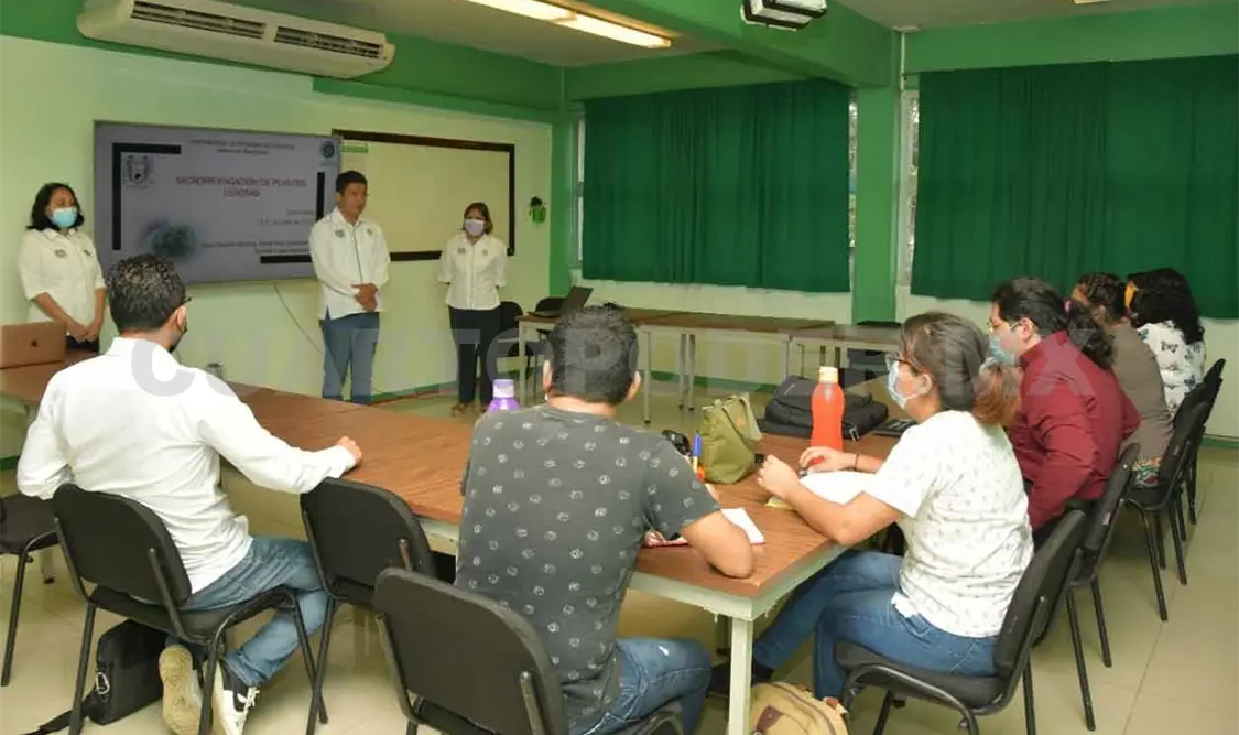 Instituto de Biociencias imparte curso-taller