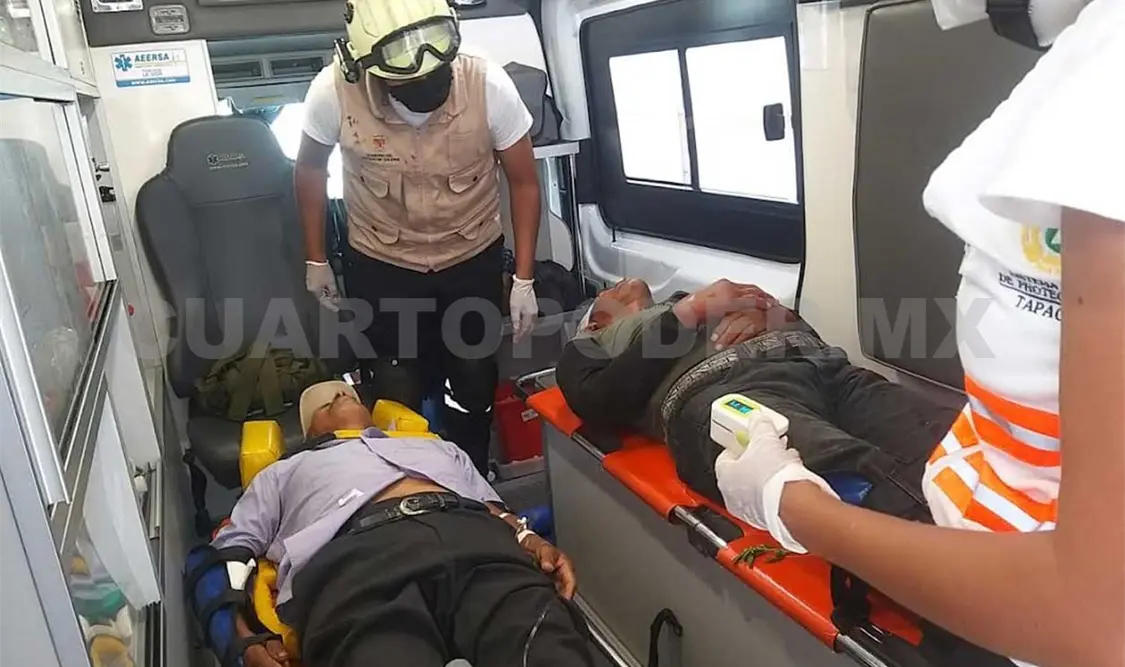 Dos personas lesionadas al derrapar motocicleta