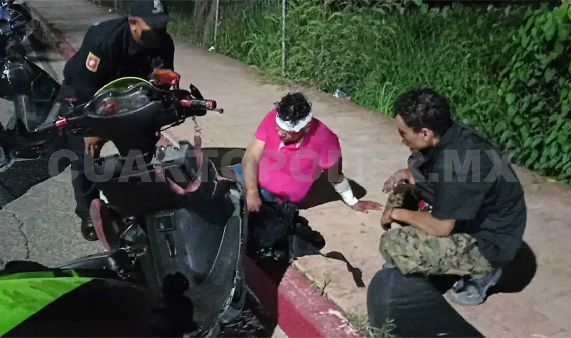 Queda lesionado al estrellar su moto atrás de un March