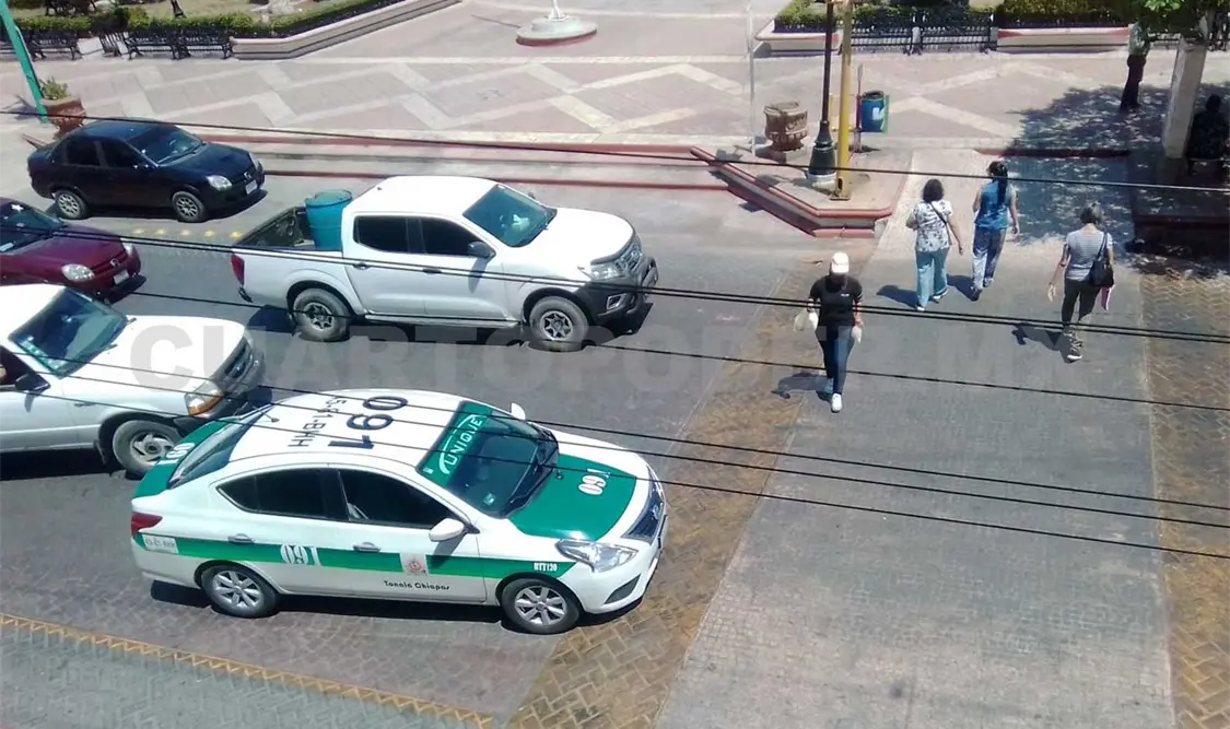 En el municipio existen al menos 250 taxis que prestan el servicio público de transporte. Noel Vázquez / CP