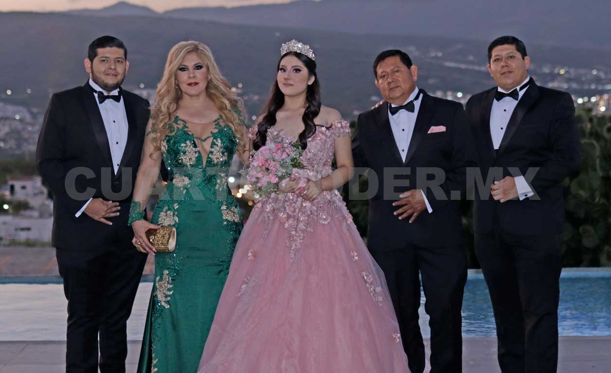 Desiry lució como una princesa