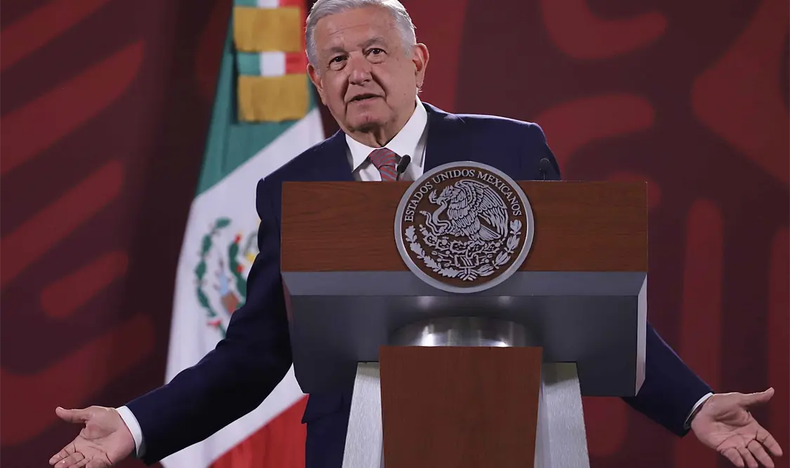 Los productores, distribuidores y comerciantes han cumplido el acuerdo de mantener los precios de una canasta básica, dijo López Obrador. Cortesía