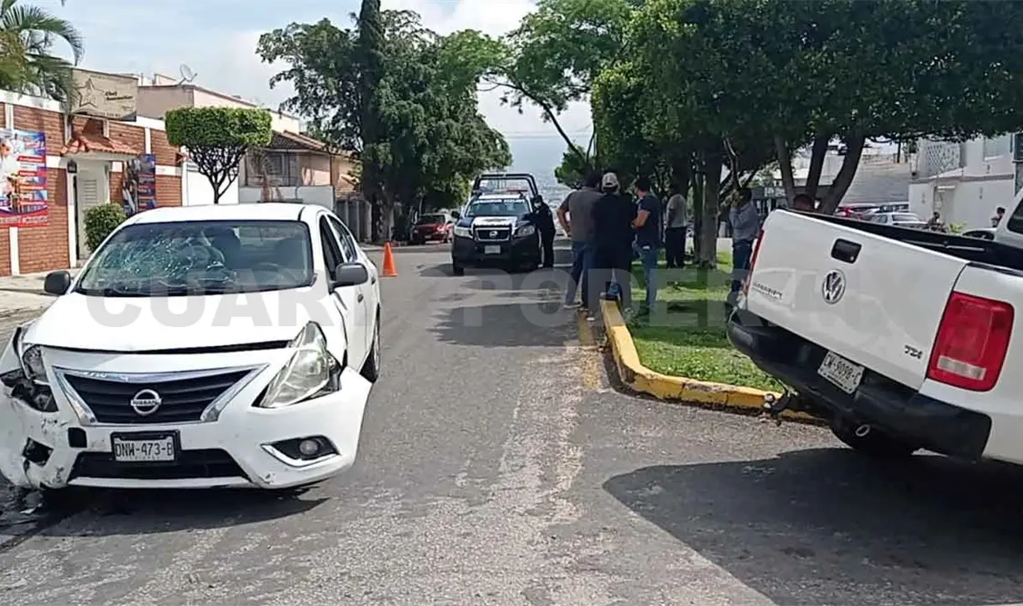 Un lesionado en colisión entre Amarok y Versa
